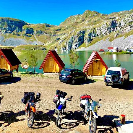 Kapetanovo Jezero Bungalov Bed & Breakfast Podgoriçe Dış mekan fotoğraf