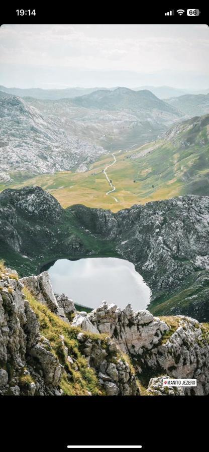 Kapetanovo Jezero Bungalov Bed & Breakfast Podgoriçe Dış mekan fotoğraf