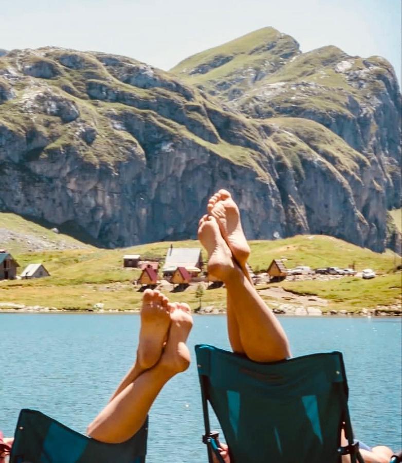 Kapetanovo Jezero Bungalov Bed & Breakfast Podgoriçe Dış mekan fotoğraf
