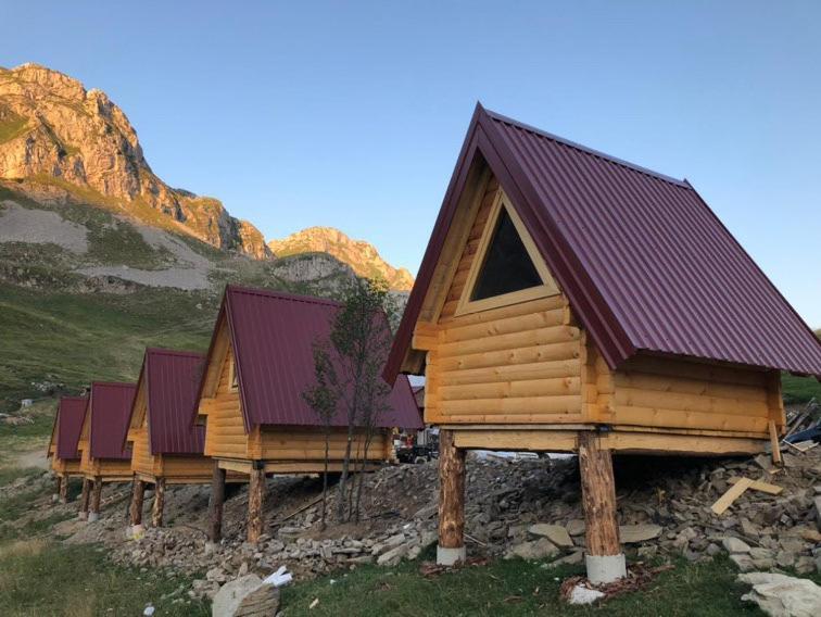Kapetanovo Jezero Bungalov Bed & Breakfast Podgoriçe Dış mekan fotoğraf
