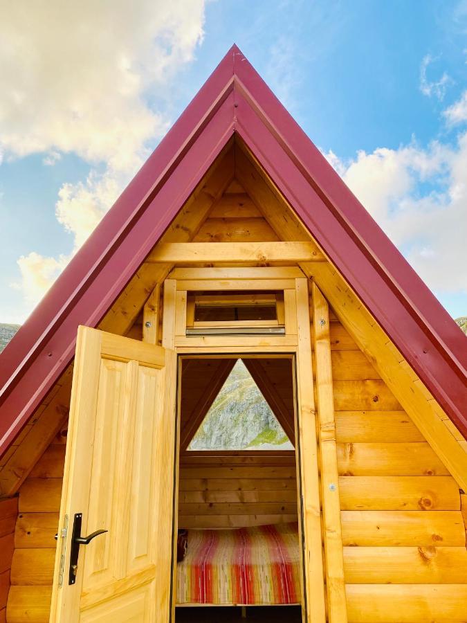 Kapetanovo Jezero Bungalov Bed & Breakfast Podgoriçe Dış mekan fotoğraf