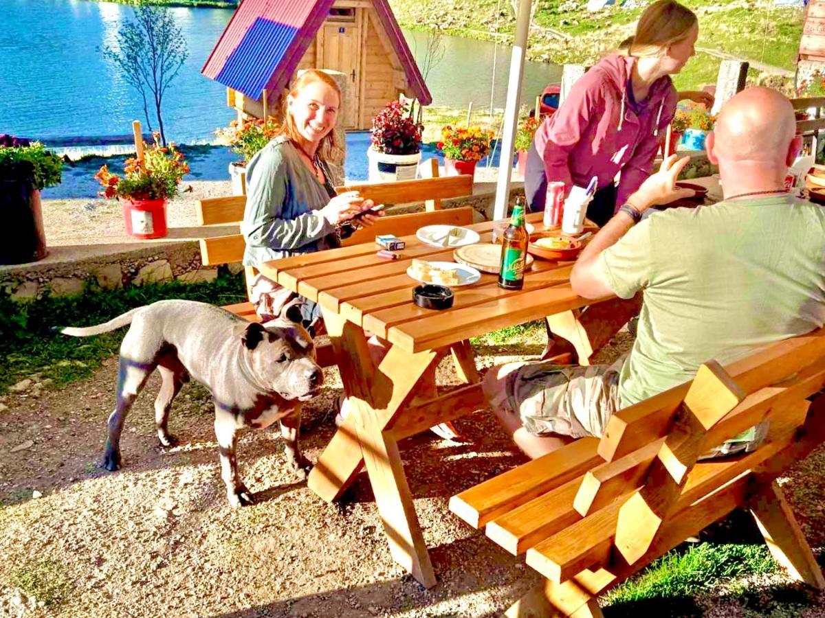 Kapetanovo Jezero Bungalov Bed & Breakfast Podgoriçe Dış mekan fotoğraf