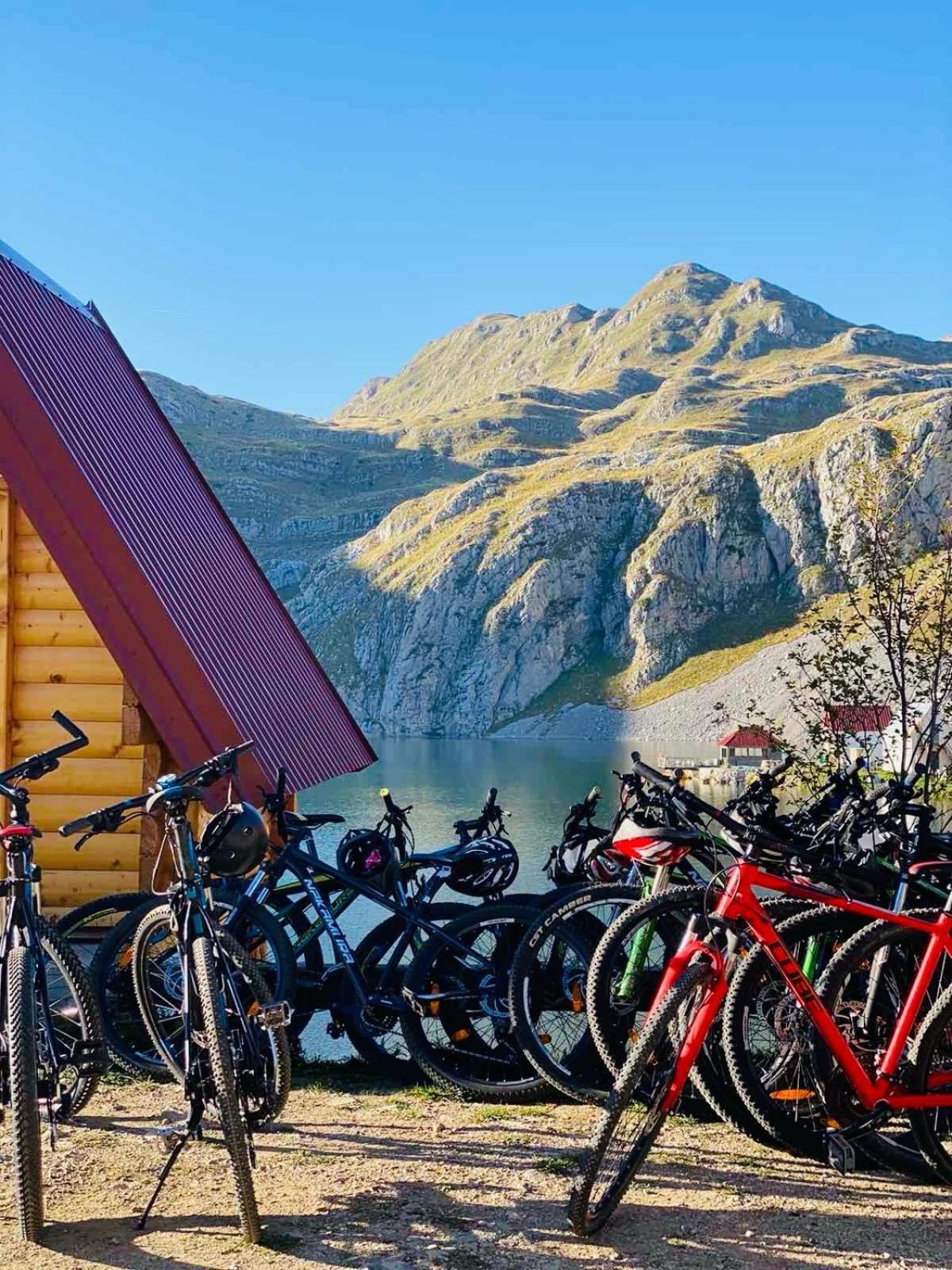 Kapetanovo Jezero Bungalov Bed & Breakfast Podgoriçe Dış mekan fotoğraf