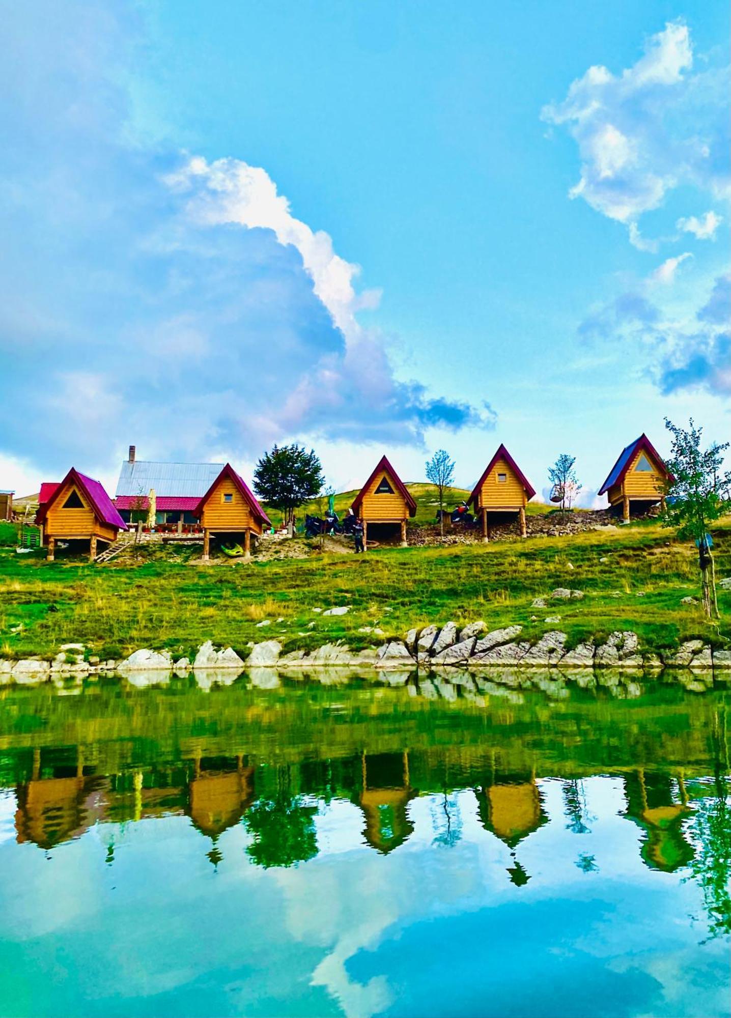 Kapetanovo Jezero Bungalov Bed & Breakfast Podgoriçe Dış mekan fotoğraf